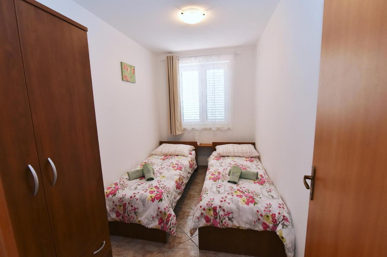 Apartments Luni II باشْكا المظهر الخارجي الصورة